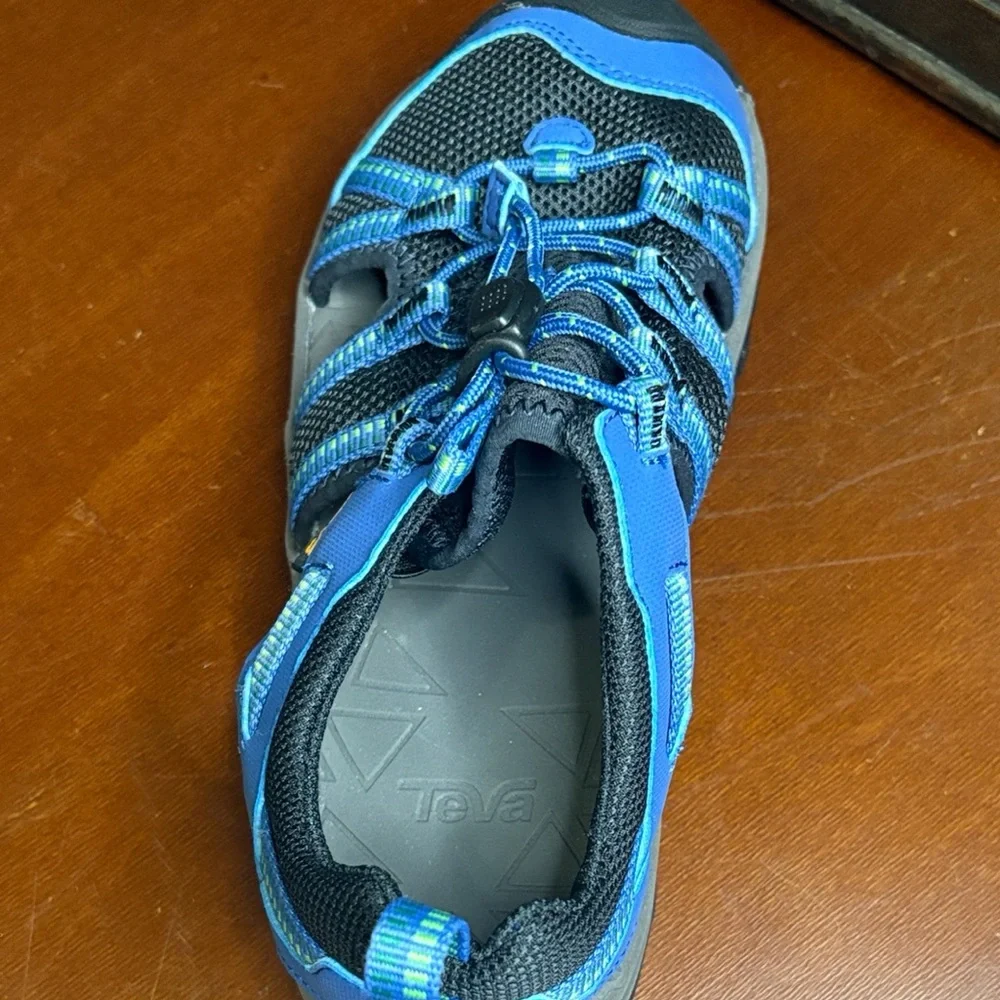 /Teva Hiking Slip on Sandals Black and Blue Sz 3